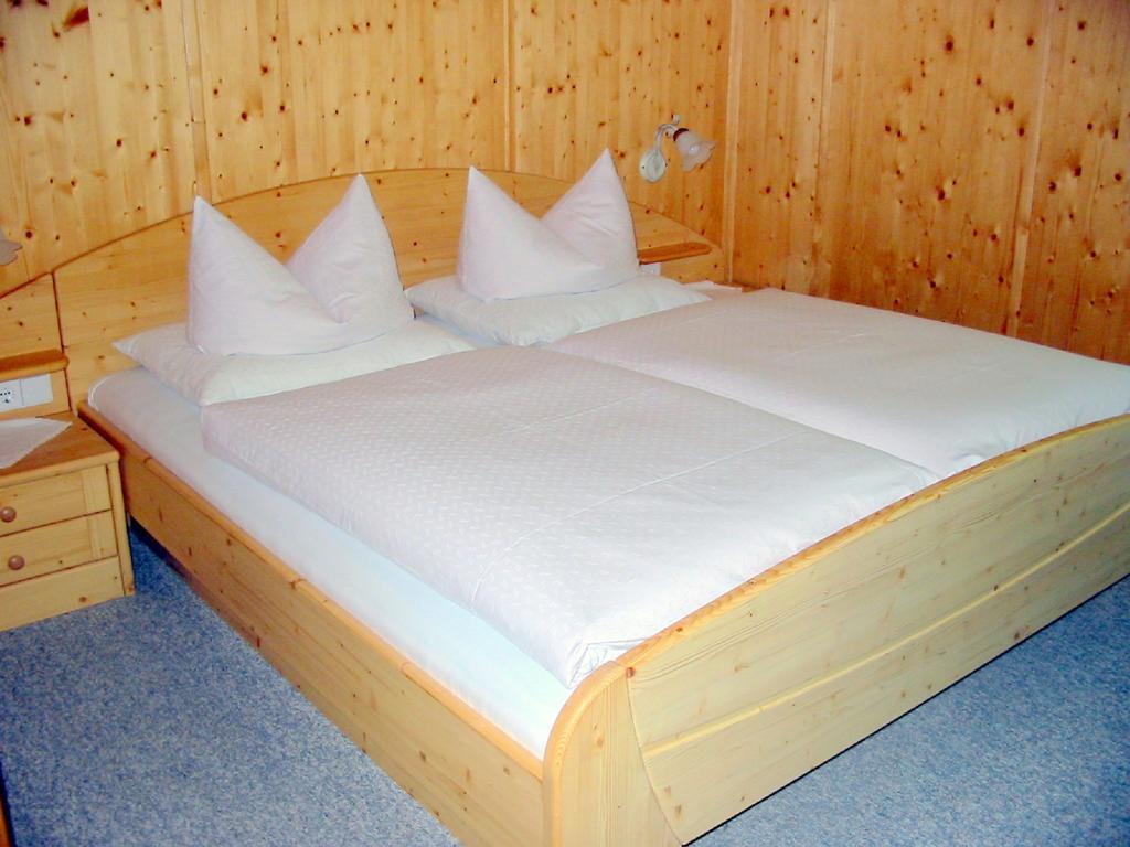 Gastehaus Hosp Apartment Obsteig Room photo