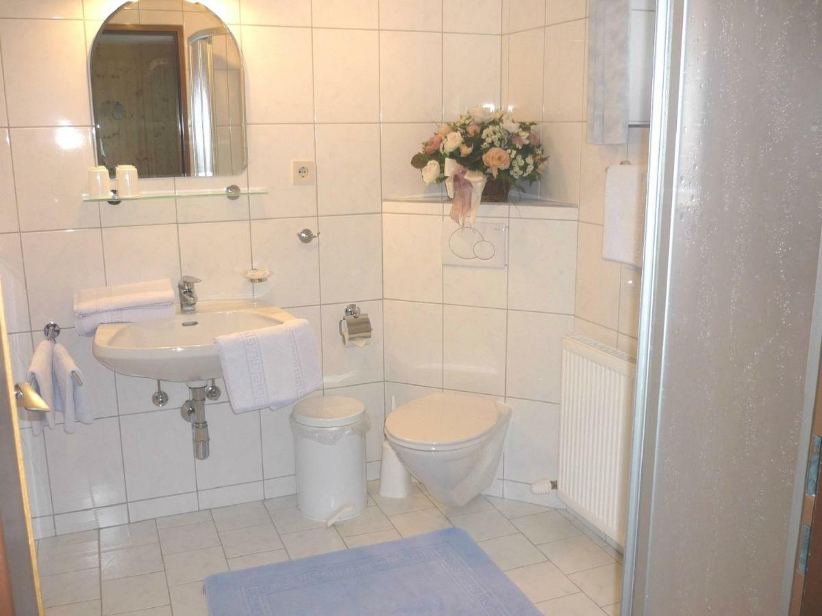 Gastehaus Hosp Apartment Obsteig Exterior photo